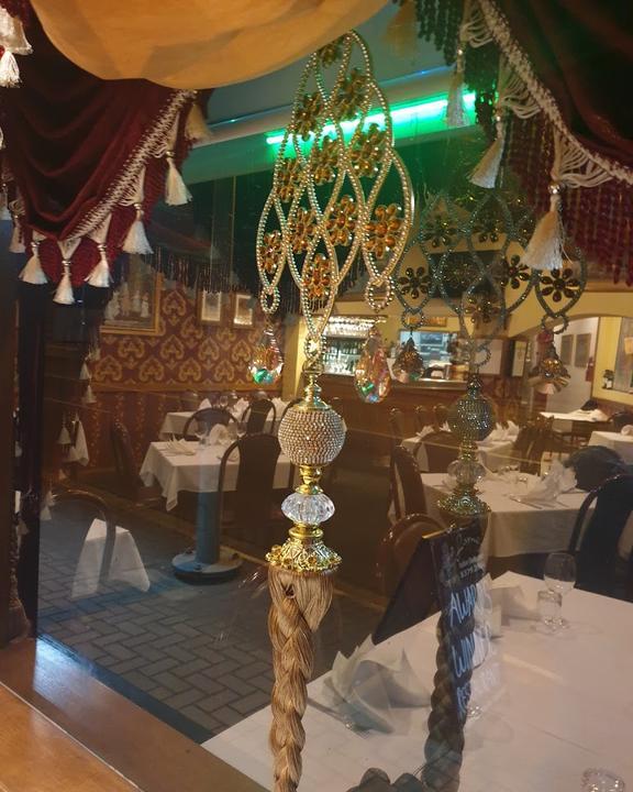 LAXMI Tandoori & Curry Restaurant